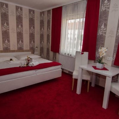 custom-made-beds-mattresses